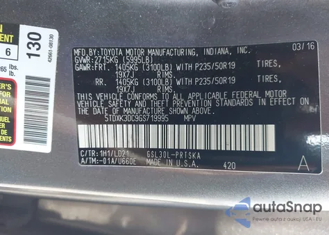 2016 Toyota Sienna Se 8 Passenger z USA, uszkodzony, nr VIN 5TDXK3DC9GS719995